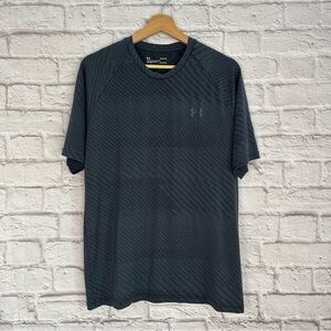 Under Armour Men’s Large Short Sleeve Shirt Loose Heat Gear Performance Athletic